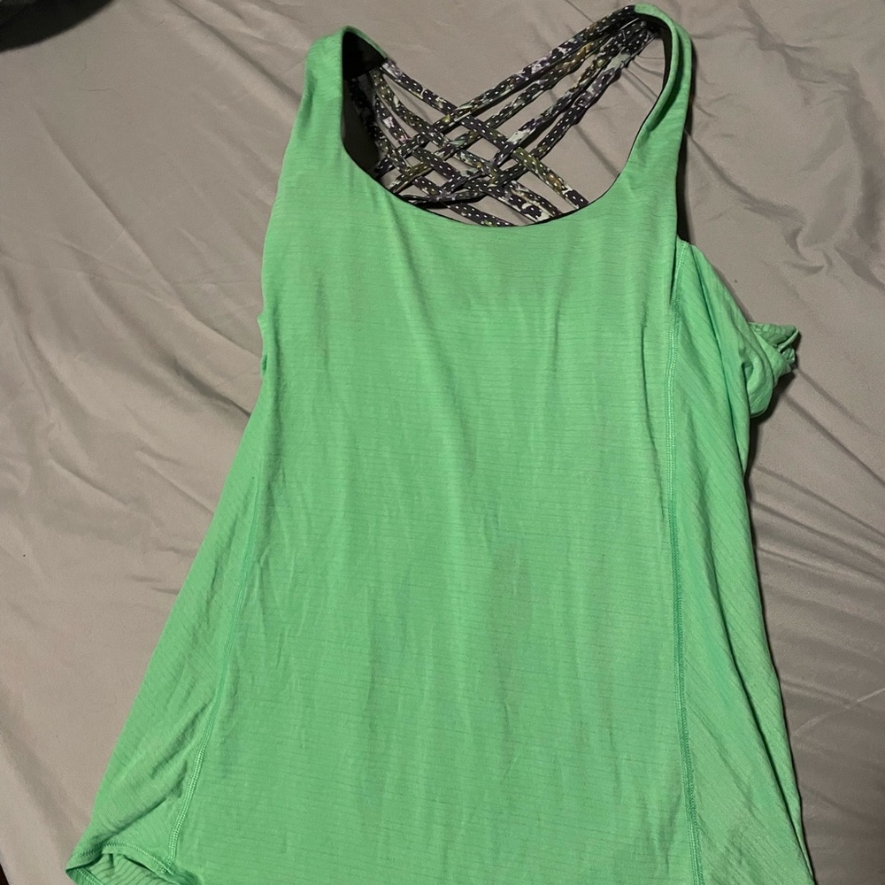 Lululemon tank with bra